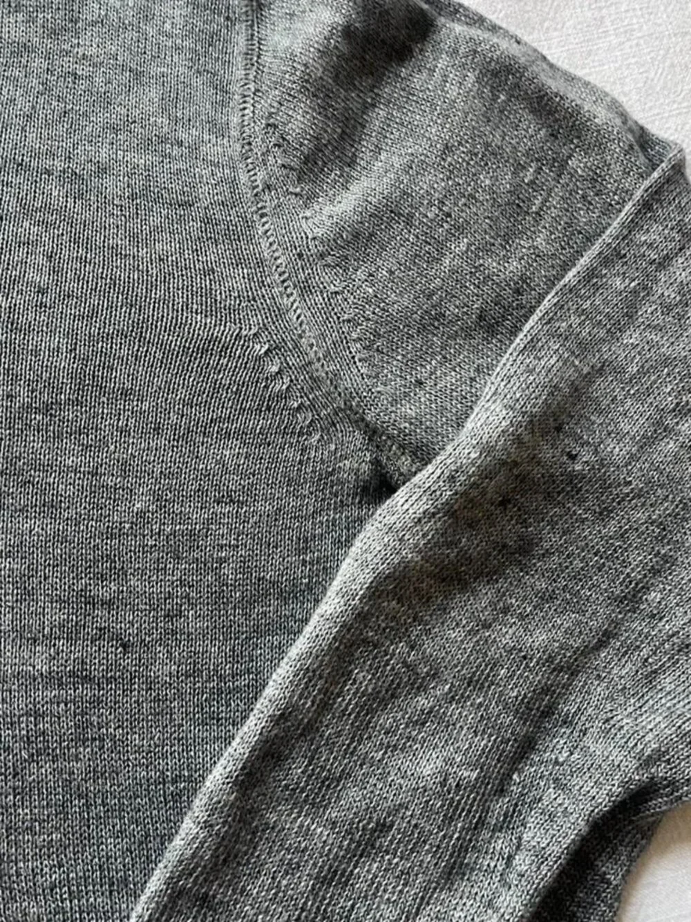 Banana Republic 100% Linen Crew Neck Sweater